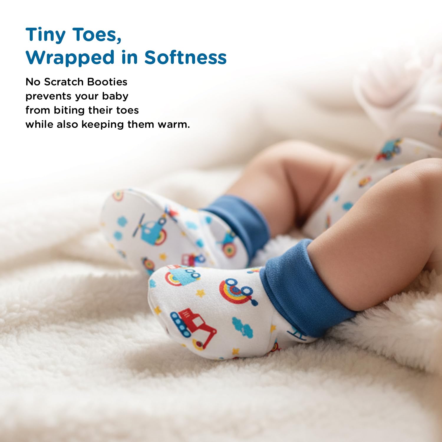 Mee Mee New Born Baby Gift Set | Soft Cotton Clothing Essentials for Infants/Baby Girls, Boys | Baby Shower Clothing Hamper (8 Pieces, Dark Blue)