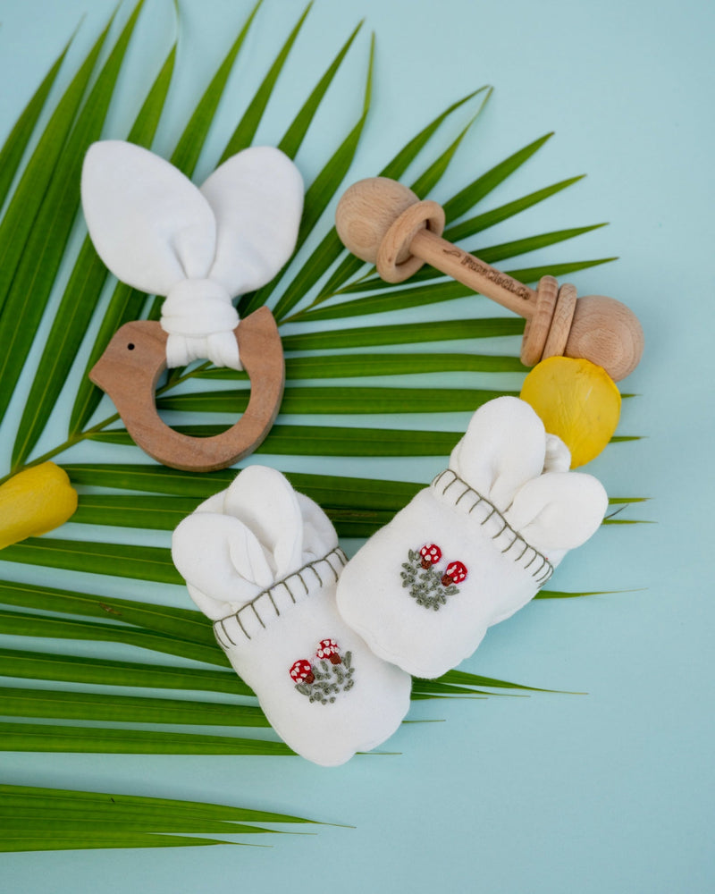 Nestling Newborn Gift Box | Toy Gift Set