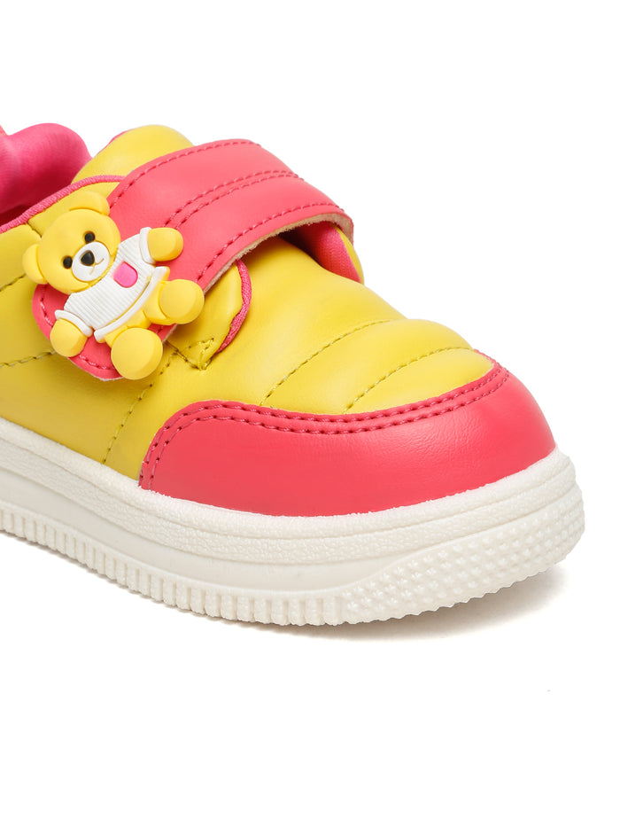 COZY Comfortable & LightWeight Lace-Free Sneakers - Yellow (Unisex)